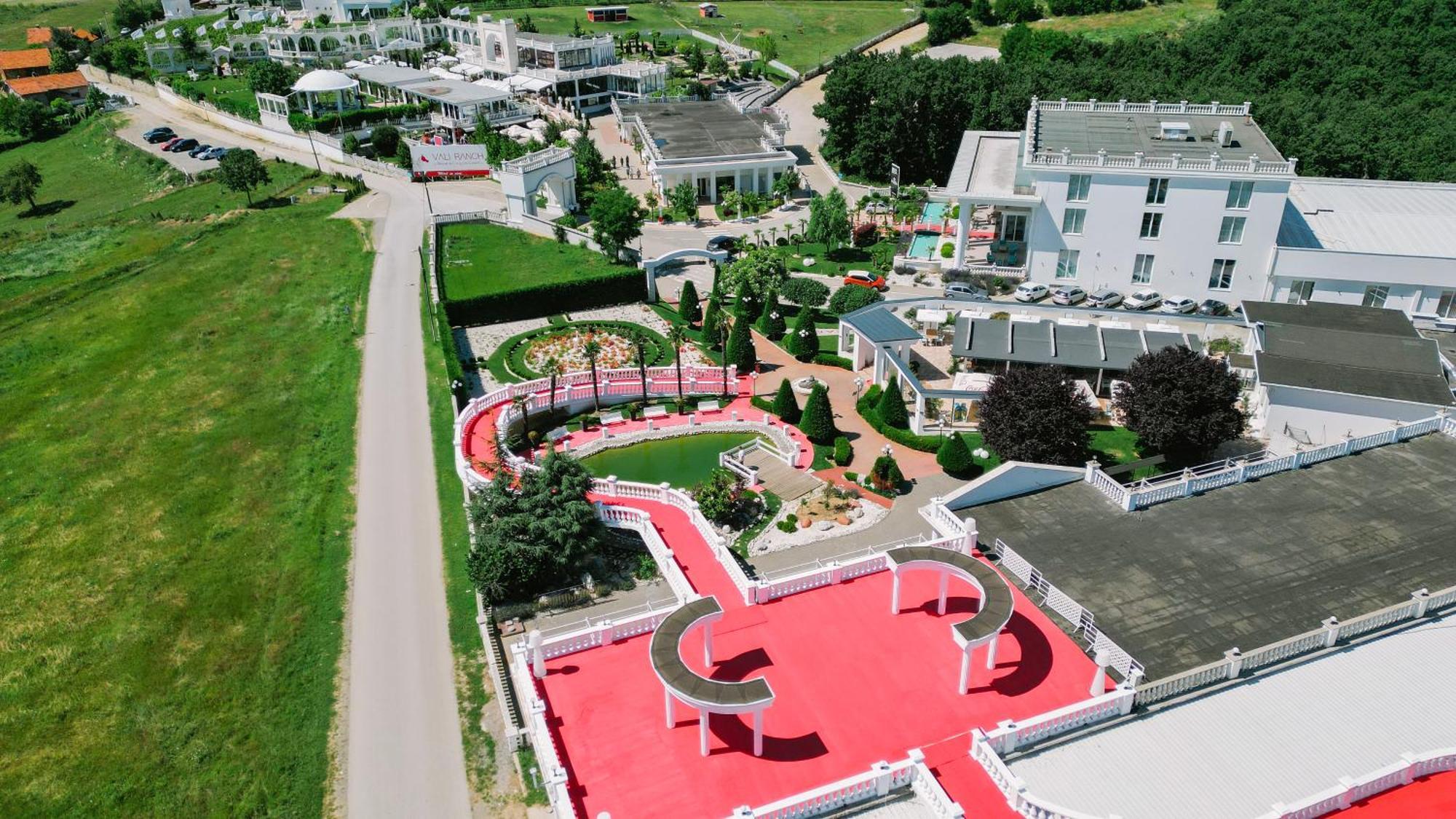 Queen Vali Palace Prilepnica Kültér fotó